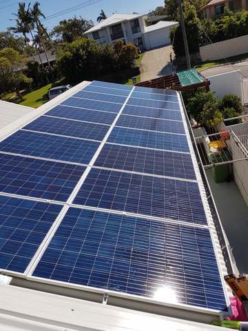 Claening solar panels under a maintanence plabn with DNA qld Elecrtical will save you momey. 